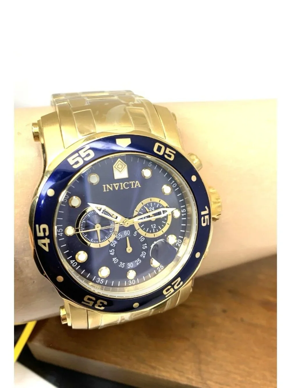 Invicta Men's Watch 23651 Pro Diver Quartz Blue Dial Gold Stainless Steel 48mm
